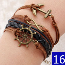 Pulsera piel trenzada con dije. mod. 42