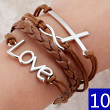 Pulsera de piel trenzada
