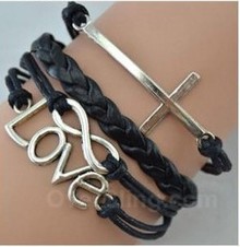 Pulsera de piel trenzada