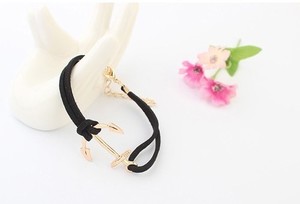 Pulsera de piel con dije Ancla - Infinito.